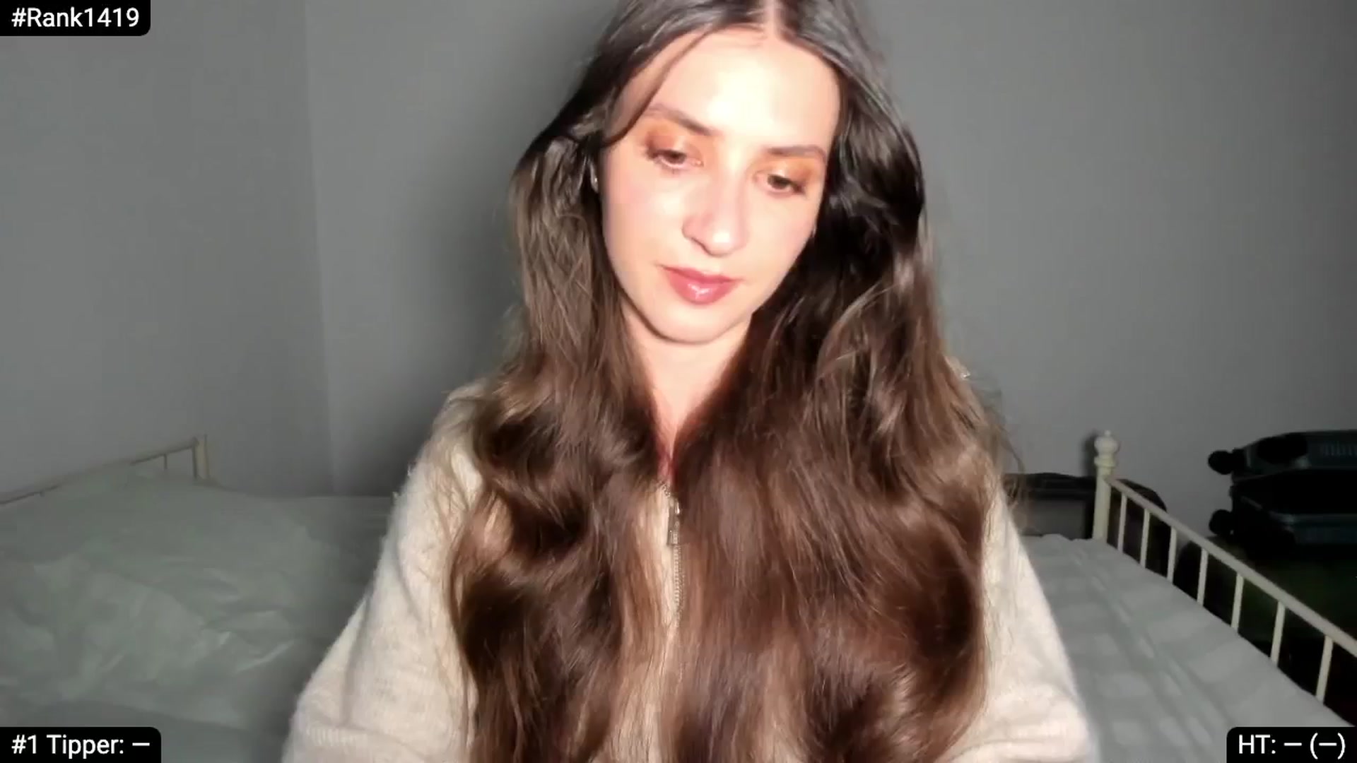 Gallery image thumbnail from Kathryn's myfreecams stream on, 04/20/2024, 22:15 image 2 of 20