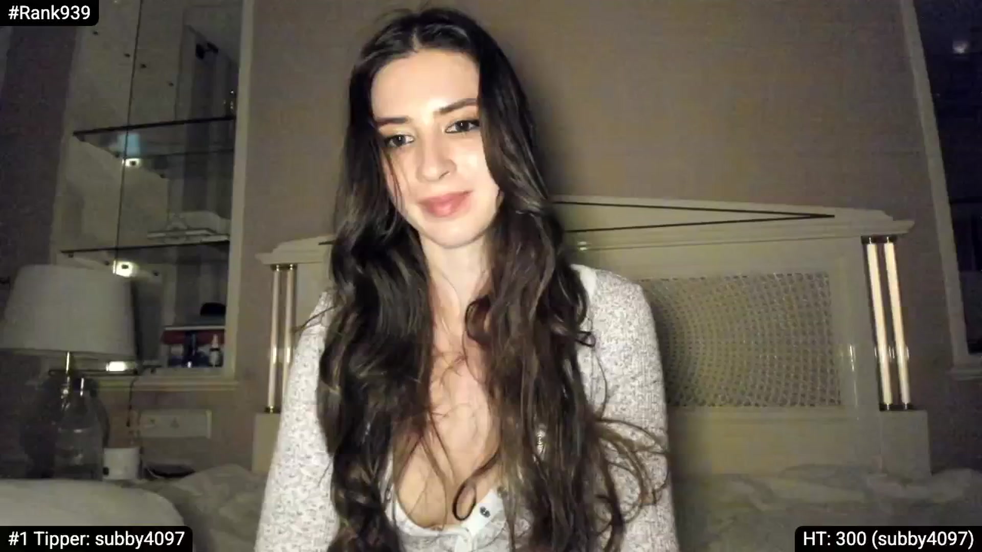 Gallery image thumbnail from Kathryn's myfreecams stream on, 04/13/2025, 23:25 image 17 of 20