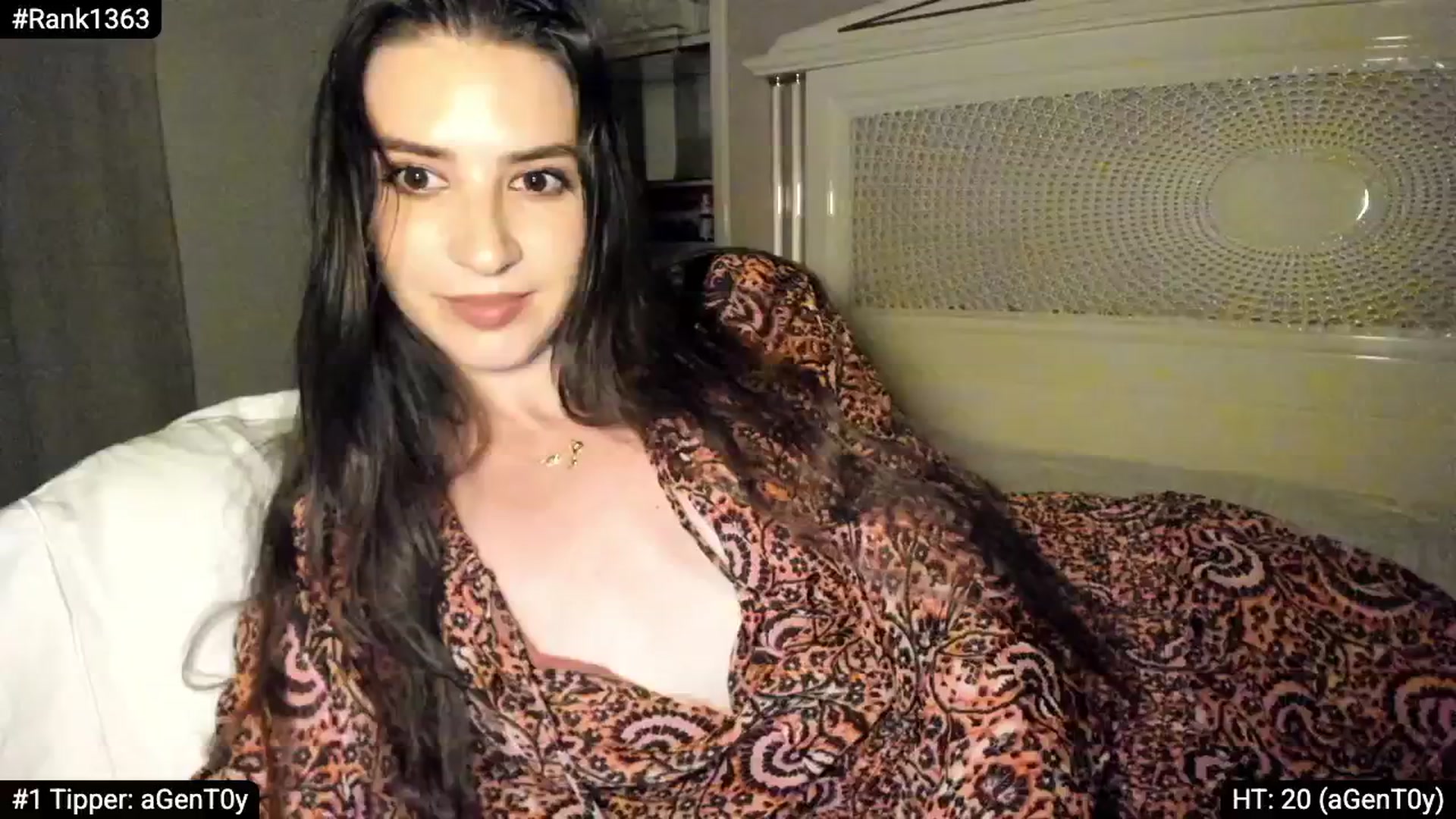 Gallery image thumbnail from Kathryn's myfreecams stream on, 06/21/2025, 22:04 image 3 of 20