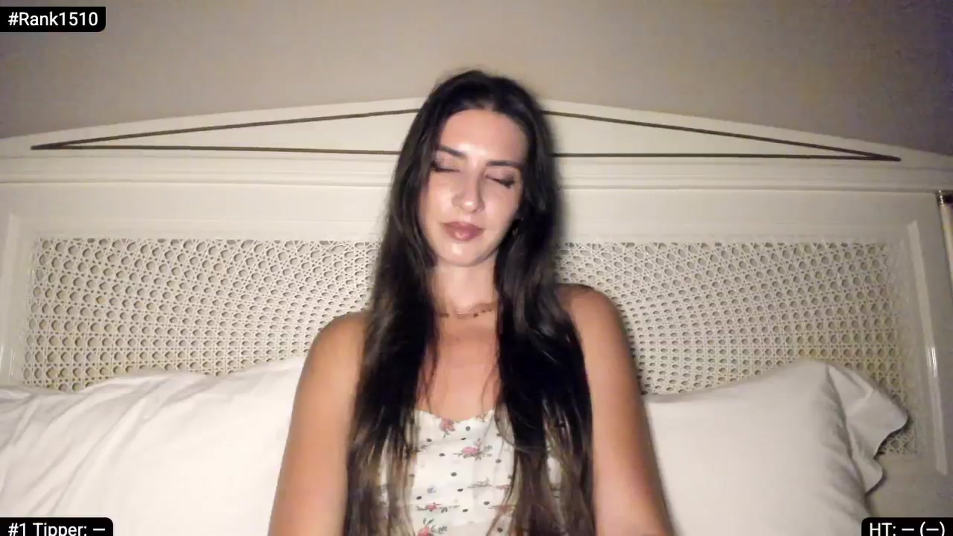 Gallery image thumbnail from Kathryn's myfreecams stream on, 08/25/2025, 21:17 image 7 of 20
