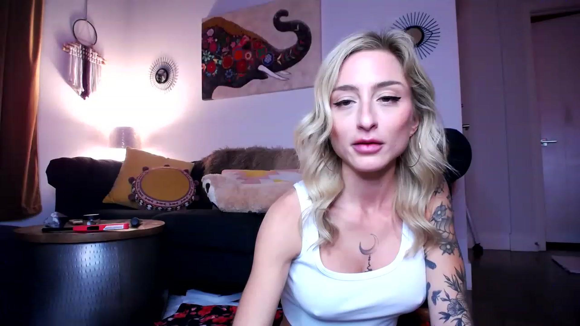 Gallery image thumbnail from KathrynMae's myfreecams stream on, 11/17/2022, 03:51 image 9 of 20
