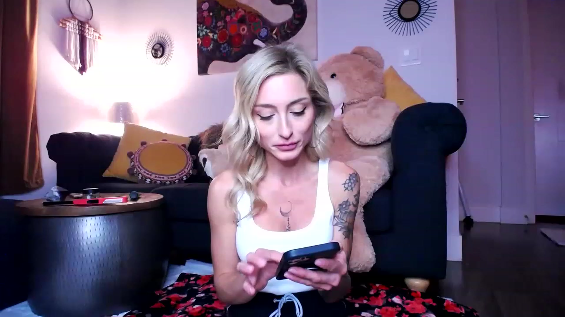 Gallery image thumbnail from KathrynMae's myfreecams stream on, 11/17/2022, 03:51 image 6 of 20