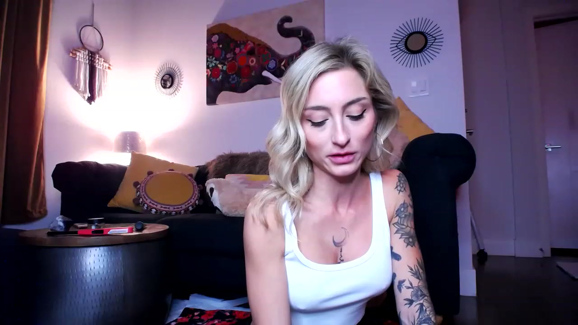 Gallery image thumbnail from KathrynMae's myfreecams stream on, 11/17/2022, 03:51 image 5 of 20