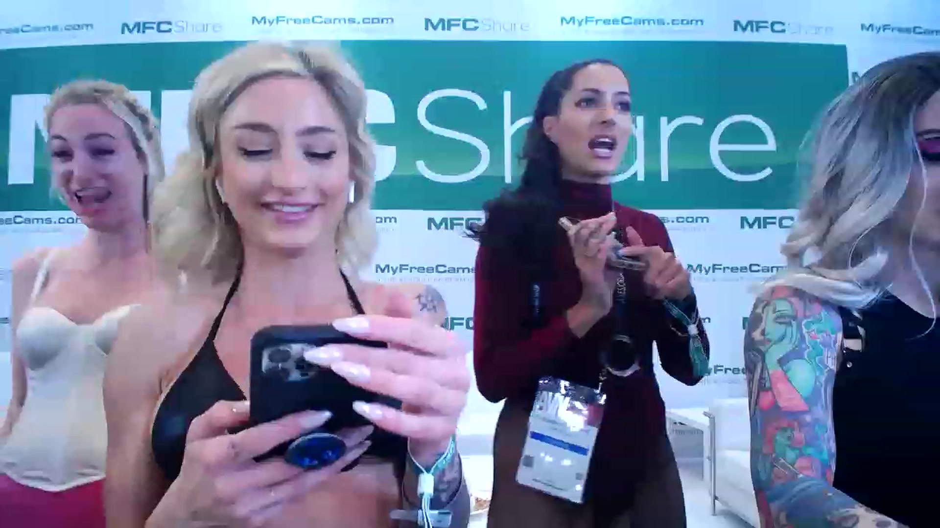 Gallery image thumbnail from KathrynMae's myfreecams stream on, 01/07/2023, 24:40 image 11 of 20