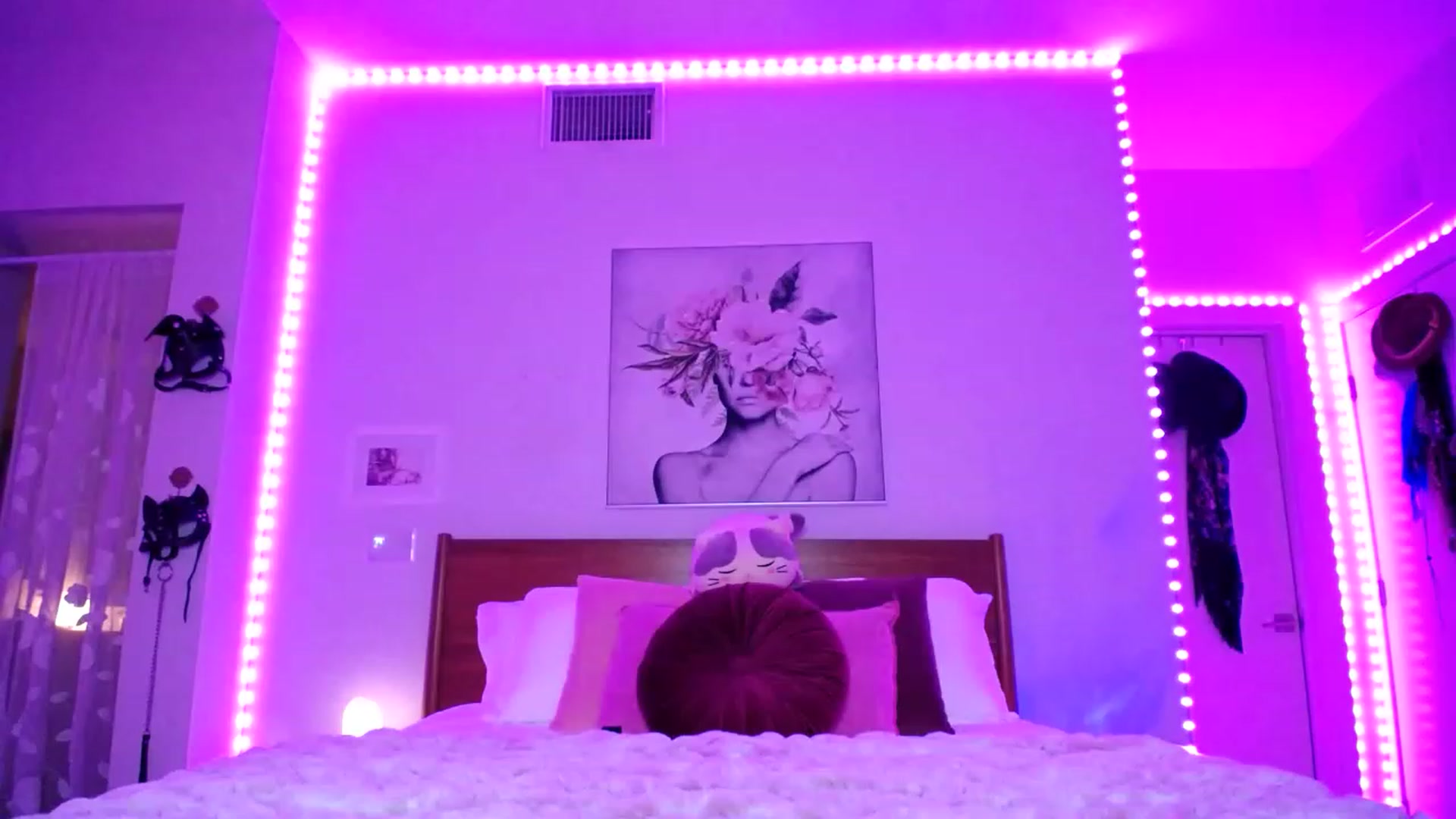 Gallery image thumbnail from KathrynMae's myfreecams stream on, 01/23/2023, 03:25 image 3 of 20