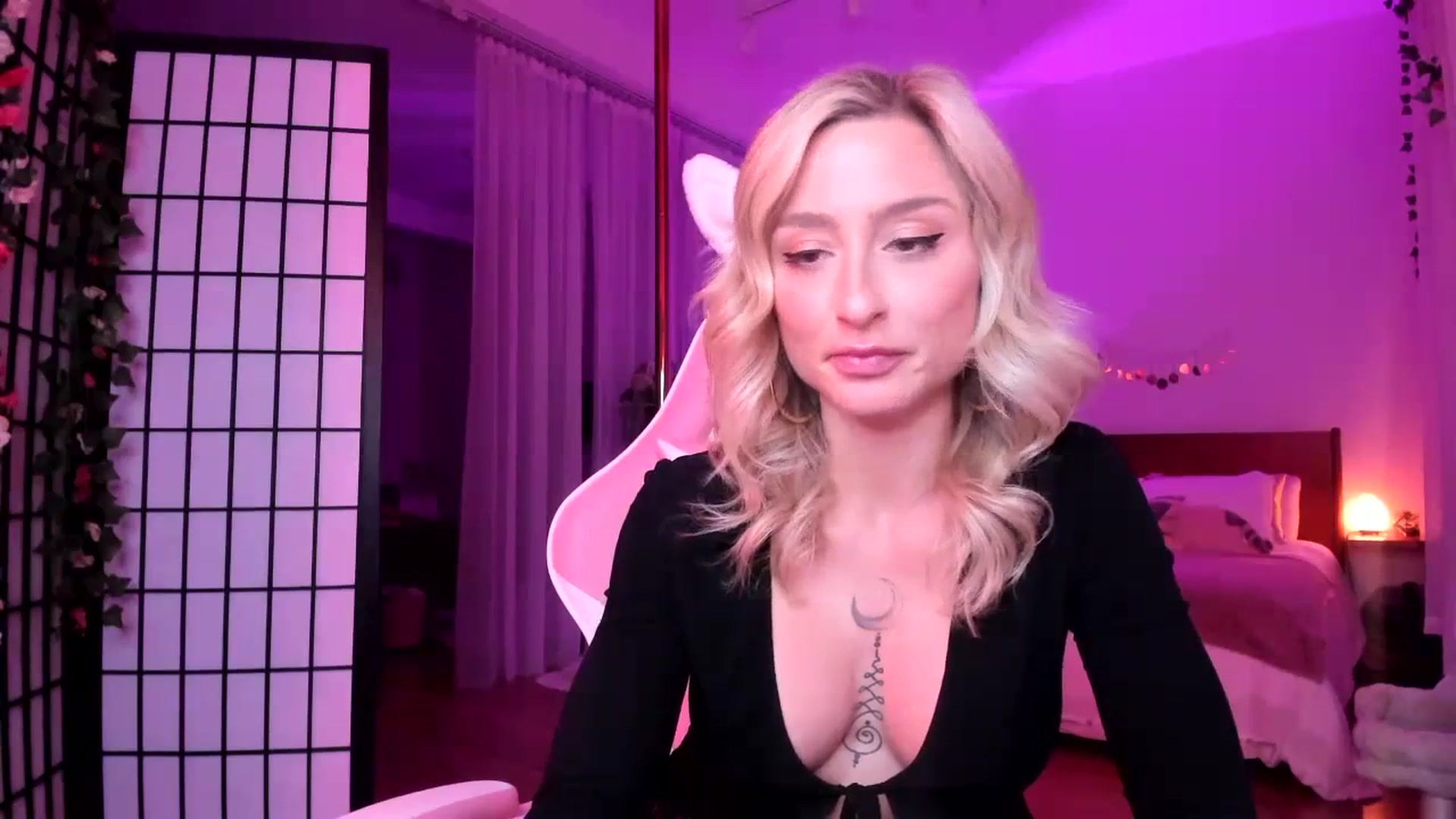 Gallery image thumbnail from KathrynMae's myfreecams stream on, 01/24/2024, 03:49 image 8 of 20
