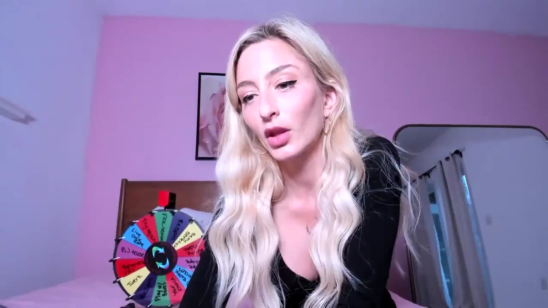 Gallery image thumbnail from KathrynMae's myfreecams stream on, 03/28/2025, 02:22 image 11 of 20