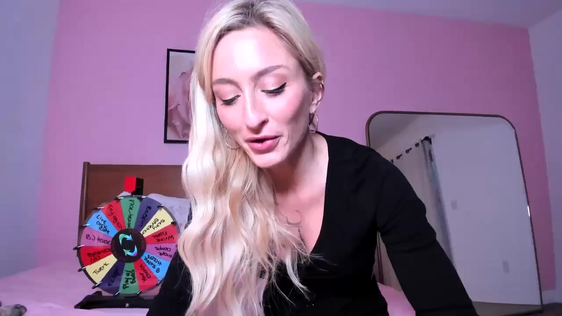 Gallery image thumbnail from KathrynMae's myfreecams stream on, 03/28/2025, 02:22 image 19 of 20