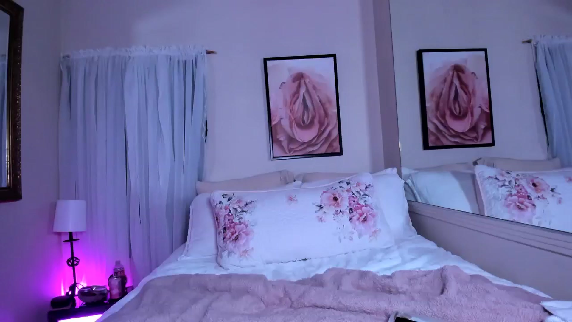 Gallery image thumbnail from KathrynMae's myfreecams stream on, 04/21/2025, 03:49 image 13 of 20