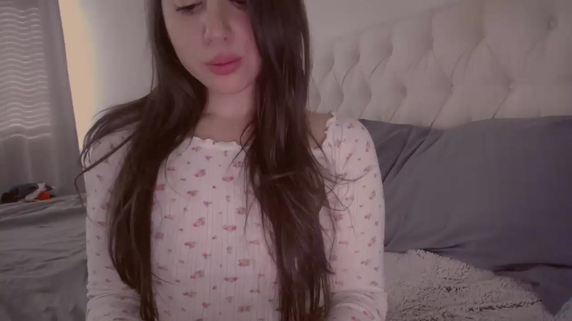 Gallery image thumbnail from KathySantoni's myfreecams stream on, 06/30/2024, 23:25 image 9 of 20
