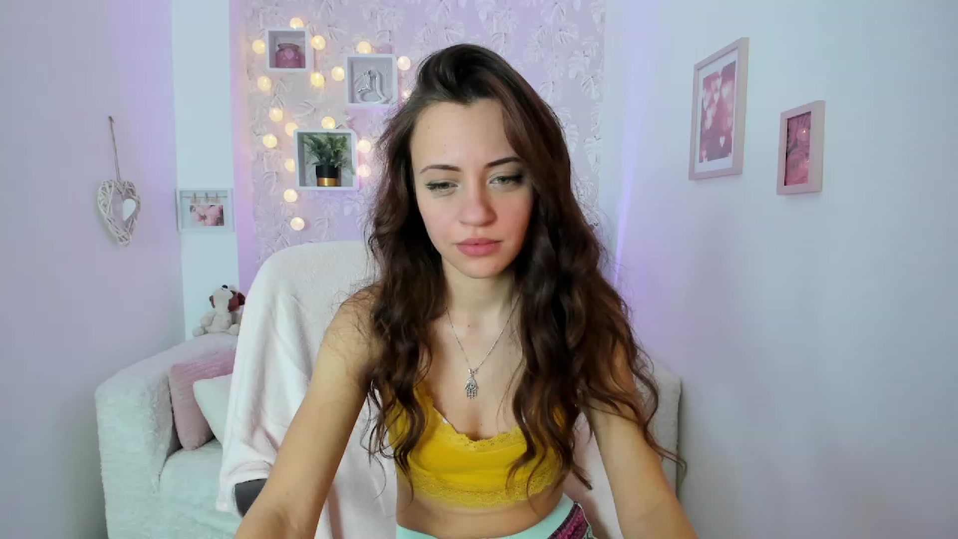 Gallery image thumbnail from Kathy_White's myfreecams stream on, 01/20/2023, 14:42 image 16 of 20