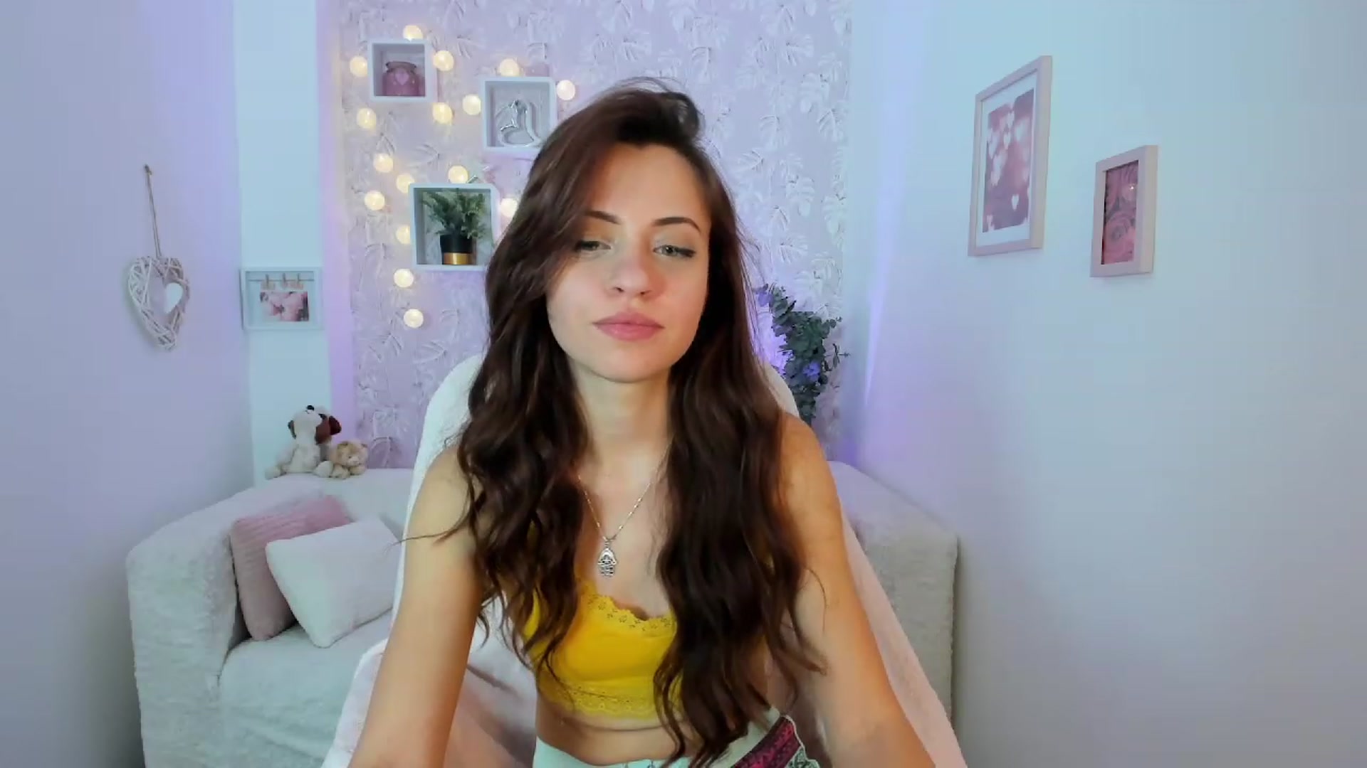 Gallery image thumbnail from Kathy_White's myfreecams stream on, 01/20/2023, 17:55 image 3 of 20