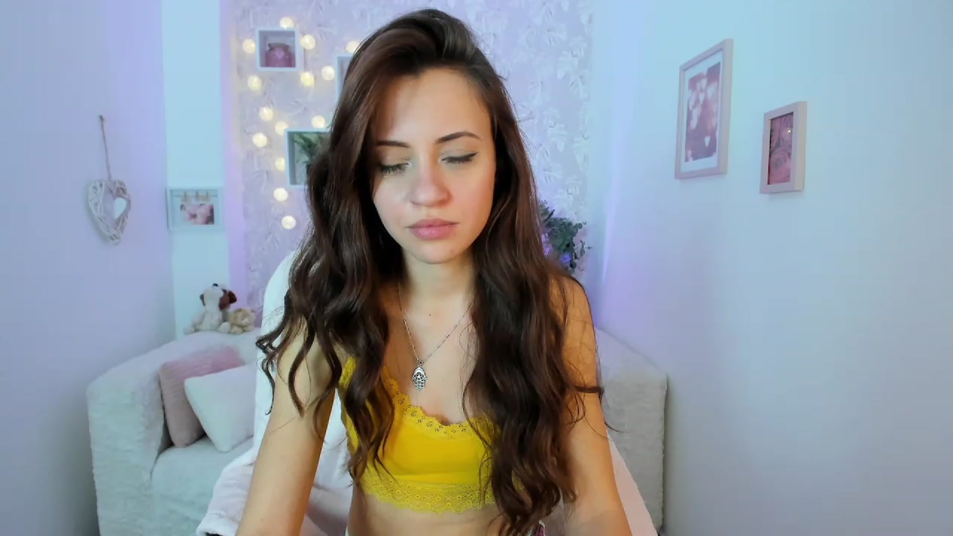 Gallery image thumbnail from Kathy_White's myfreecams stream on, 01/20/2023, 17:55 image 17 of 20