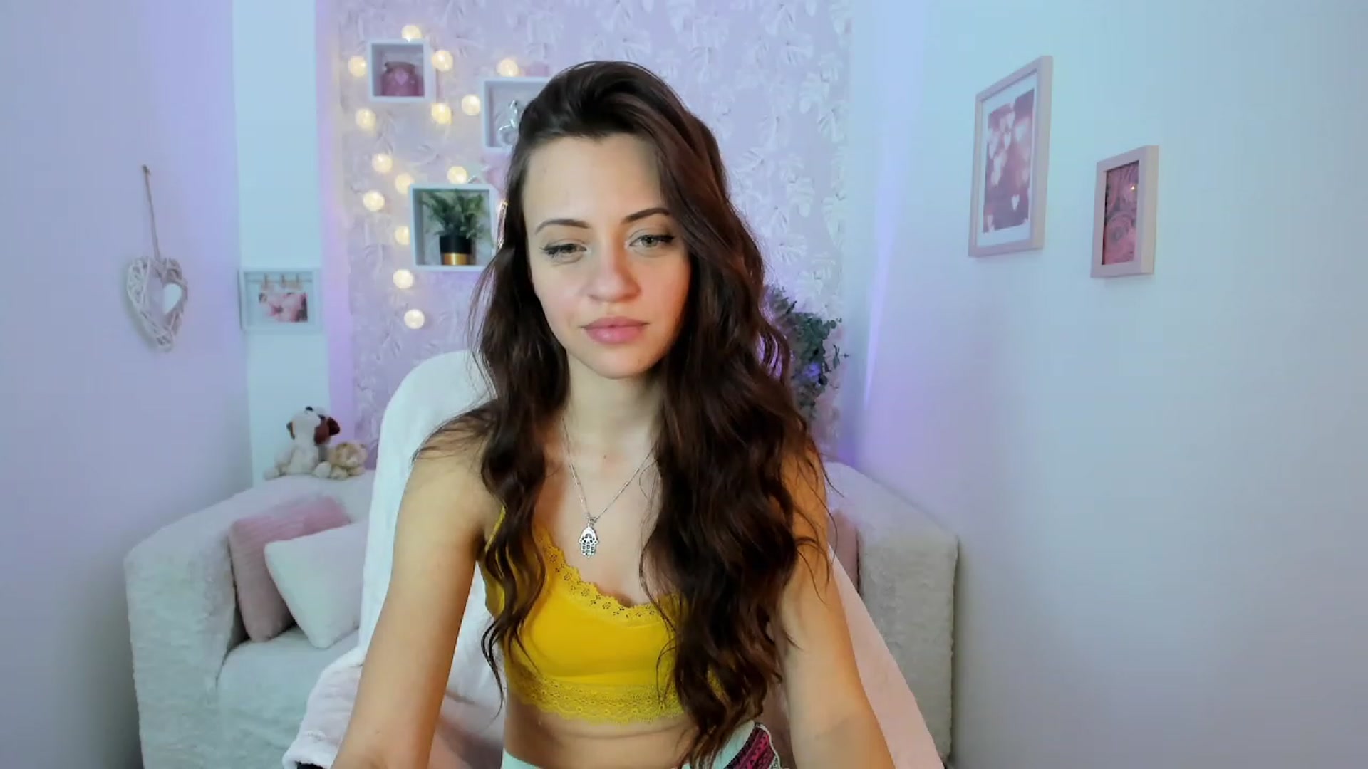 Gallery image thumbnail from Kathy_White's myfreecams stream on, 01/20/2023, 17:55 image 18 of 20