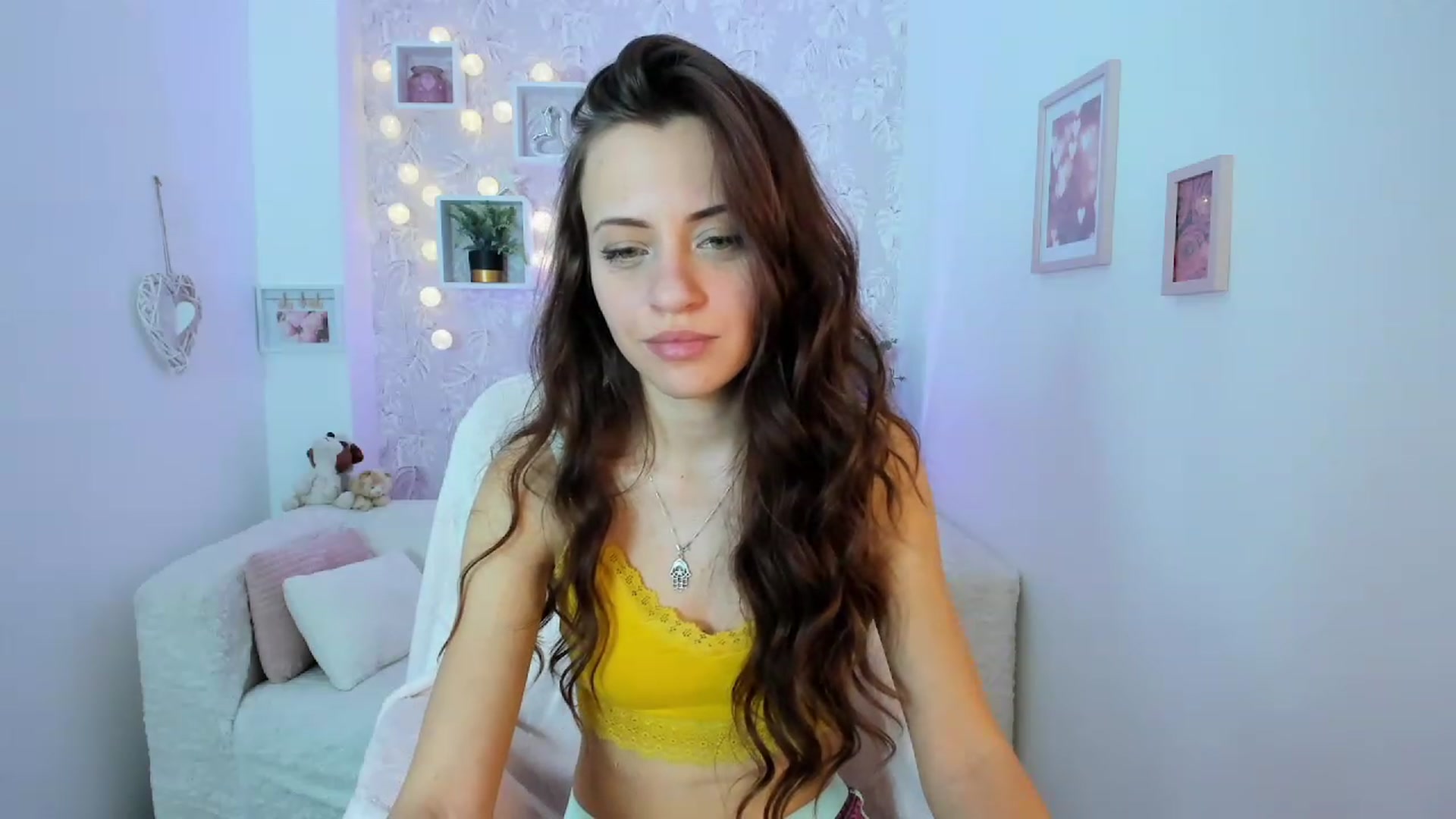 Gallery image thumbnail from Kathy_White's myfreecams stream on, 01/20/2023, 17:55 image 5 of 20