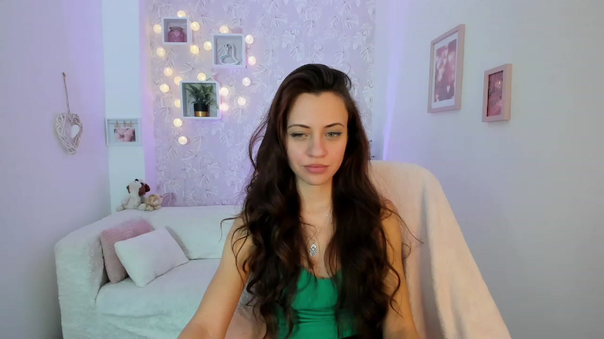 Gallery image thumbnail from Kathy_White's myfreecams stream on, 01/21/2023, 16:21 image 7 of 20