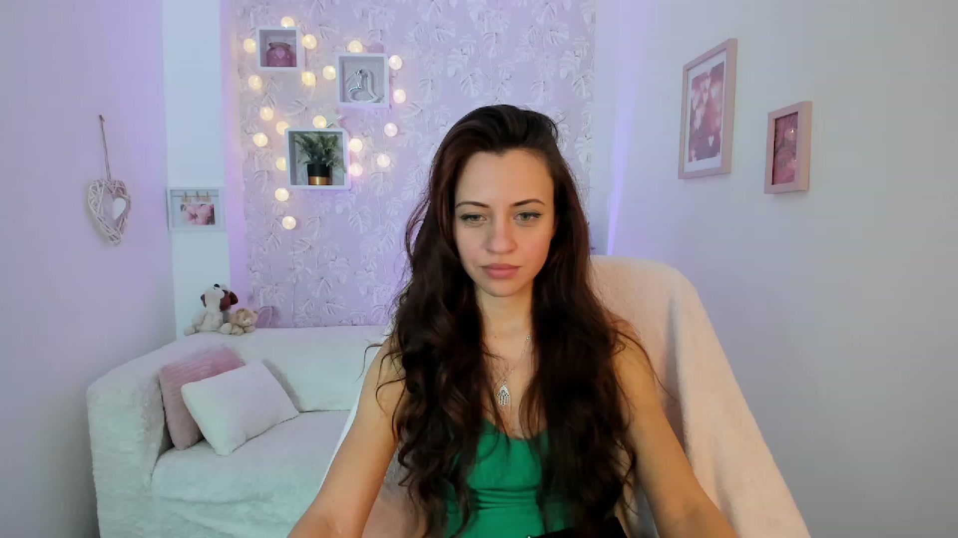 Gallery image thumbnail from Kathy_White's myfreecams stream on, 01/21/2023, 16:21 image 10 of 20