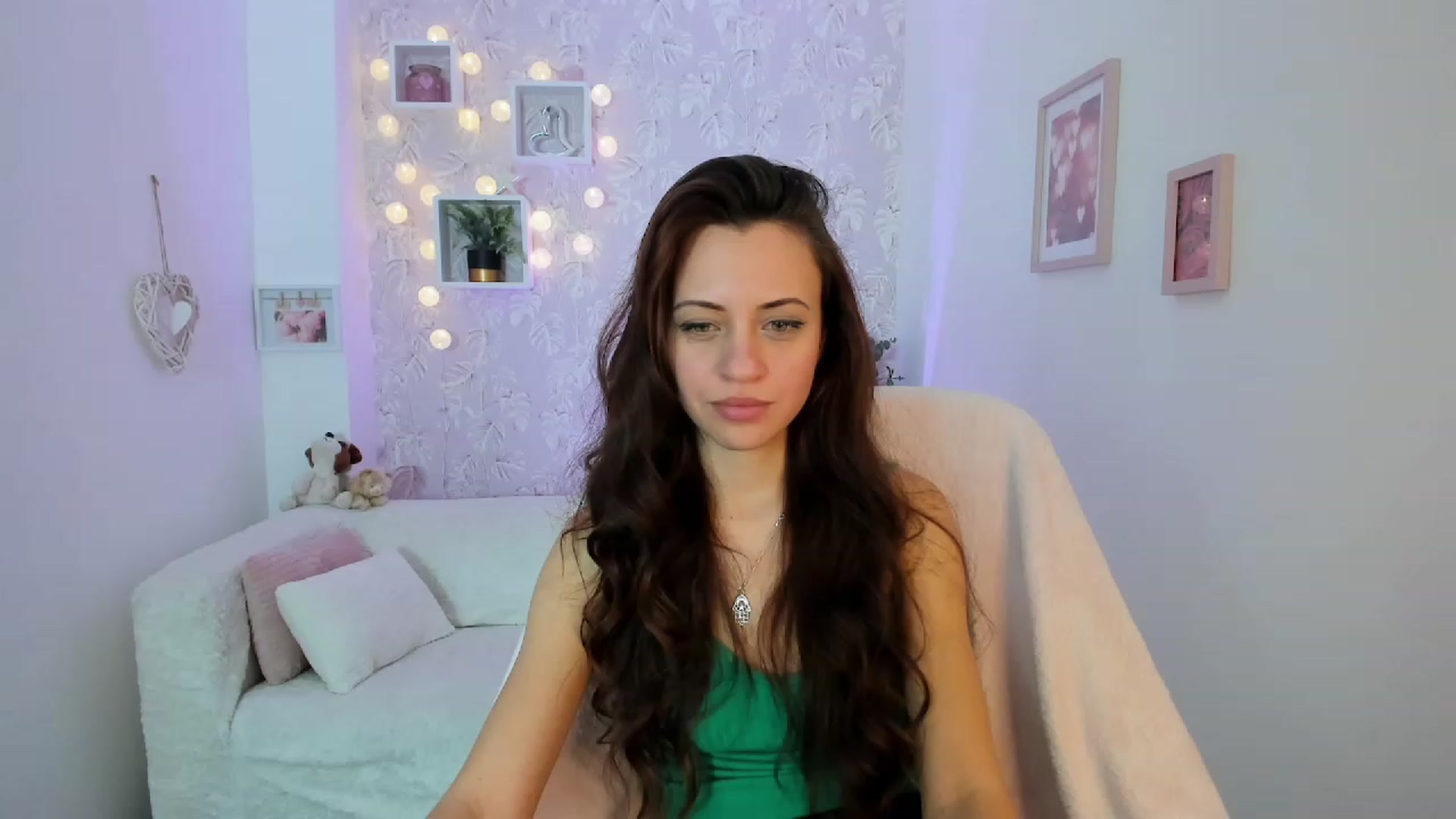 Gallery image thumbnail from Kathy_White's myfreecams stream on, 01/21/2023, 16:21 image 16 of 20