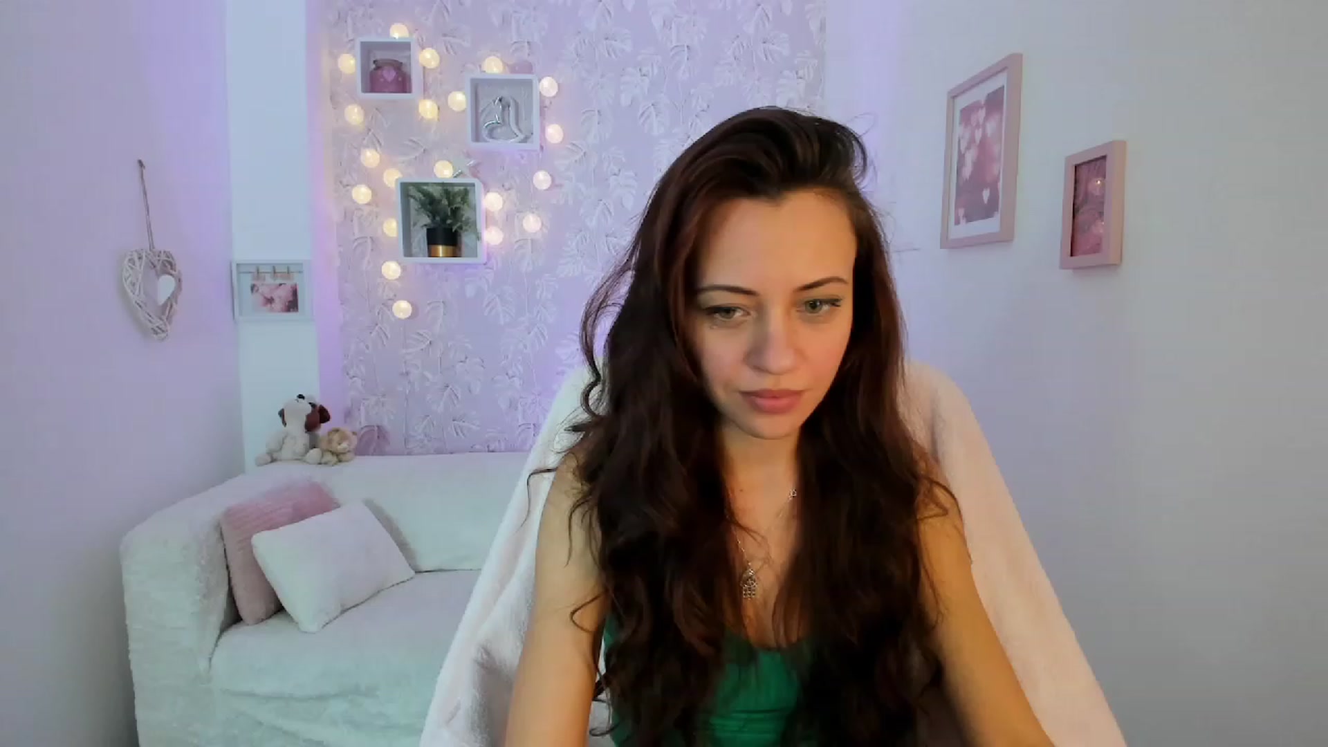 Gallery image thumbnail from Kathy_White's myfreecams stream on, 01/21/2023, 16:21 image 11 of 20