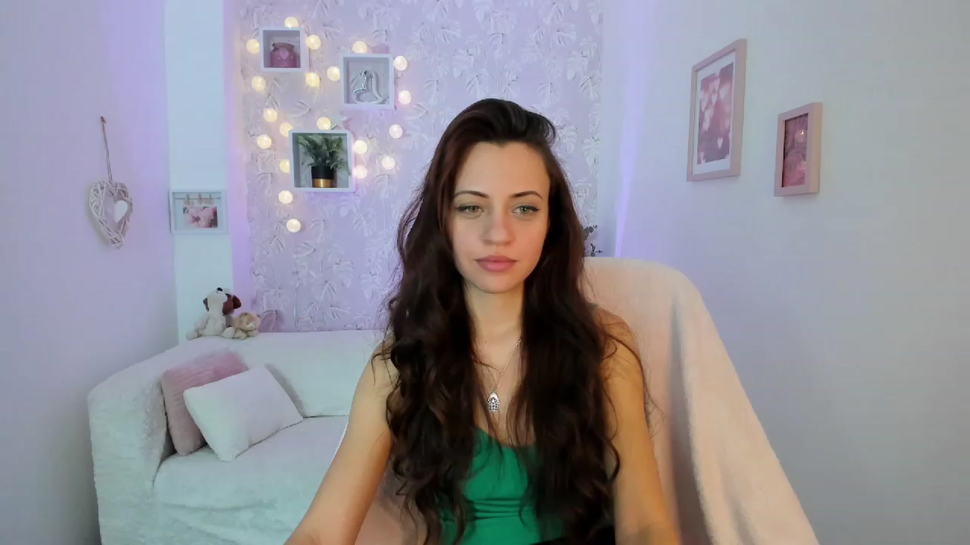 Gallery image thumbnail from Kathy_White's myfreecams stream on, 01/21/2023, 16:21 image 15 of 20