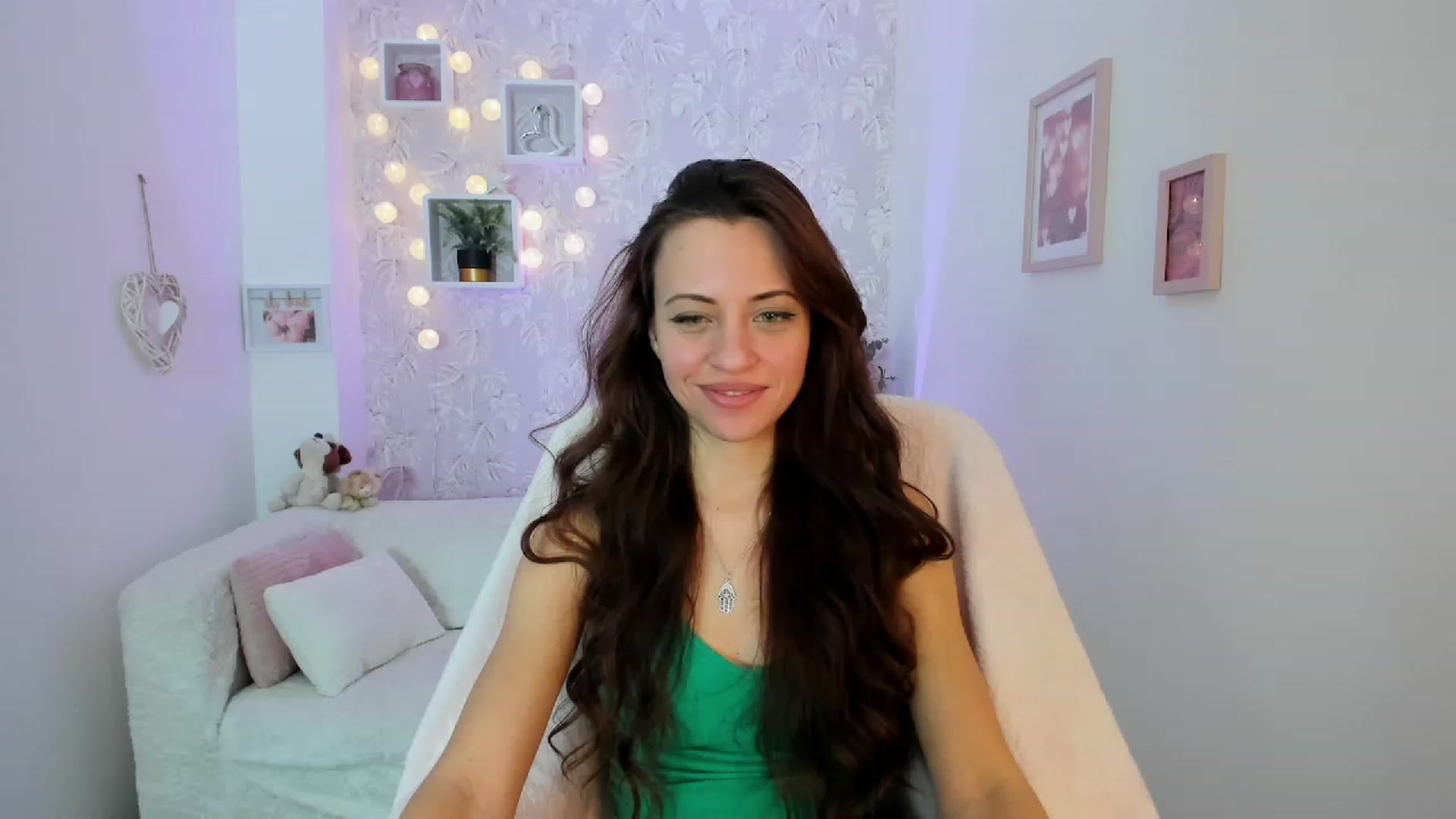 Gallery image thumbnail from Kathy_White's myfreecams stream on, 01/21/2023, 16:21 image 4 of 20