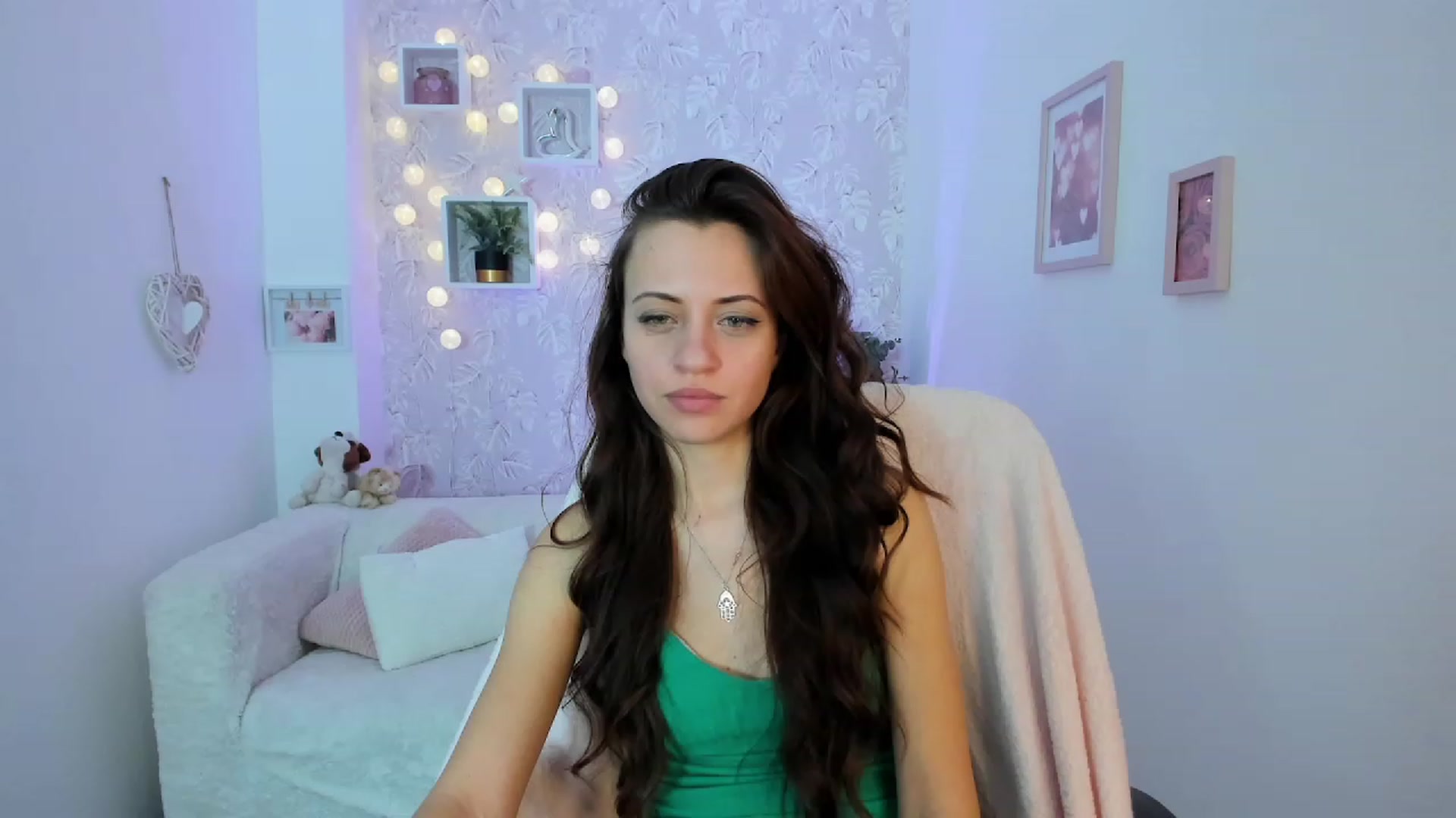 Gallery image thumbnail from Kathy_White's myfreecams stream on, 01/21/2023, 18:46 image 7 of 20