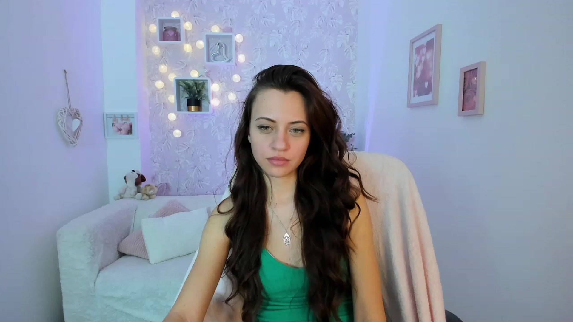 Gallery image thumbnail from Kathy_White's myfreecams stream on, 01/21/2023, 18:46 image 8 of 20