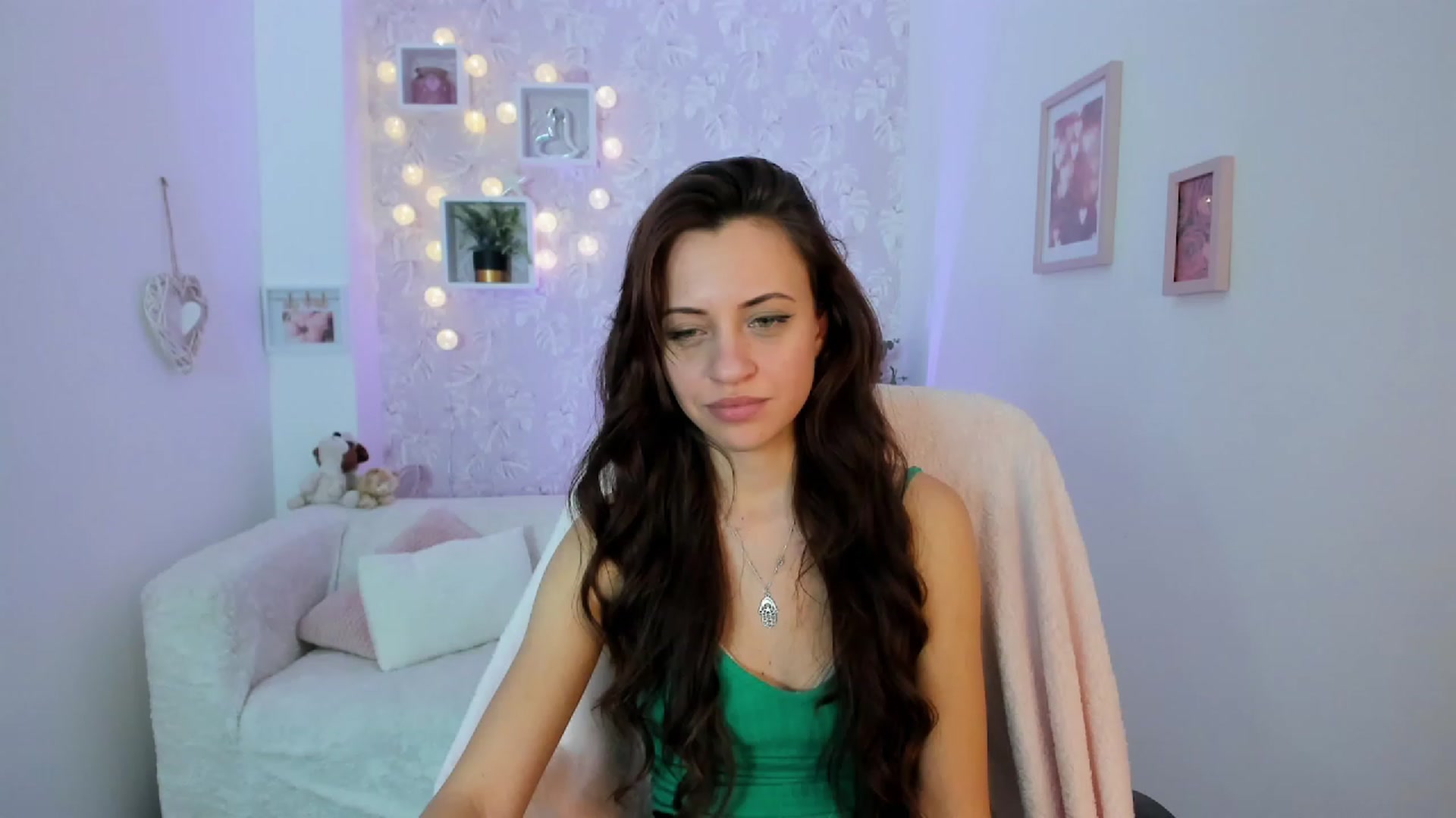 Gallery image thumbnail from Kathy_White's myfreecams stream on, 01/21/2023, 18:46 image 1 of 20