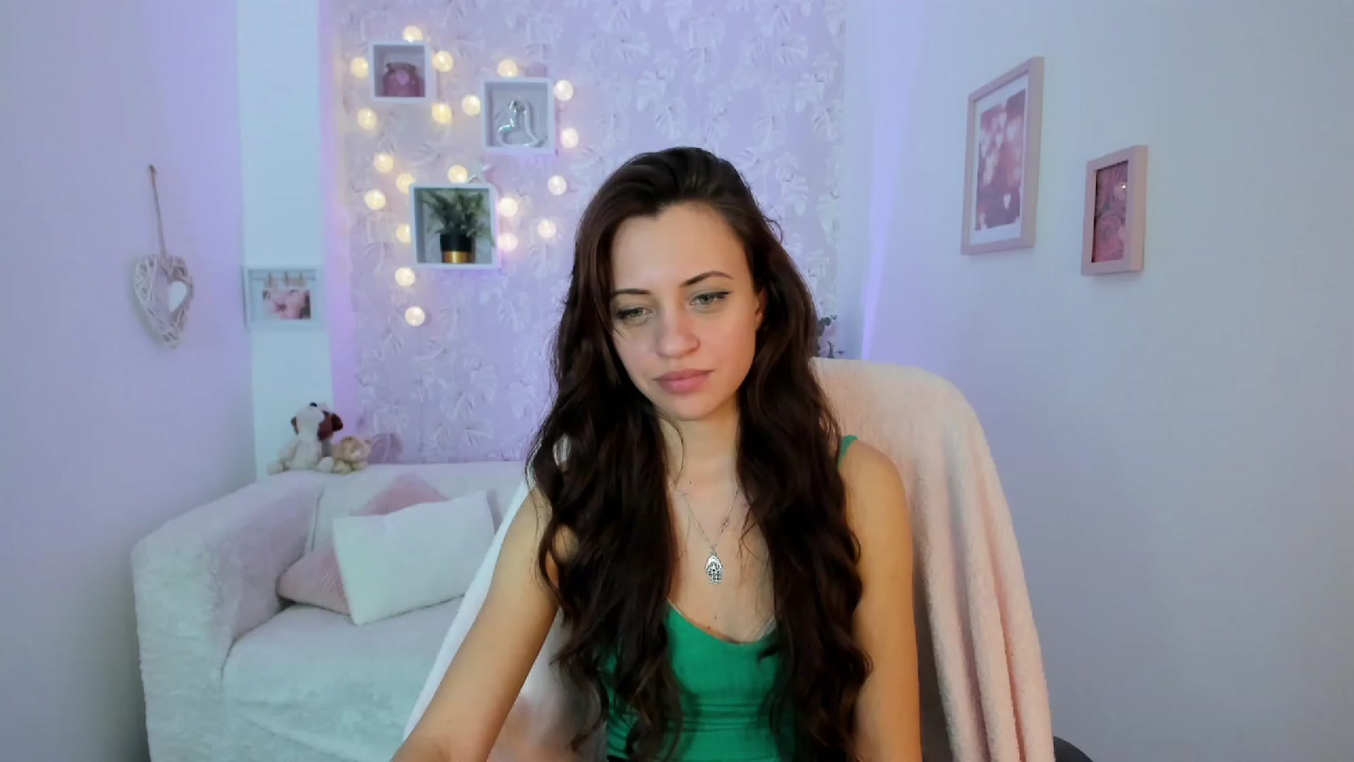Gallery image thumbnail from Kathy_White's myfreecams stream on, 01/21/2023, 18:46 image 3 of 20