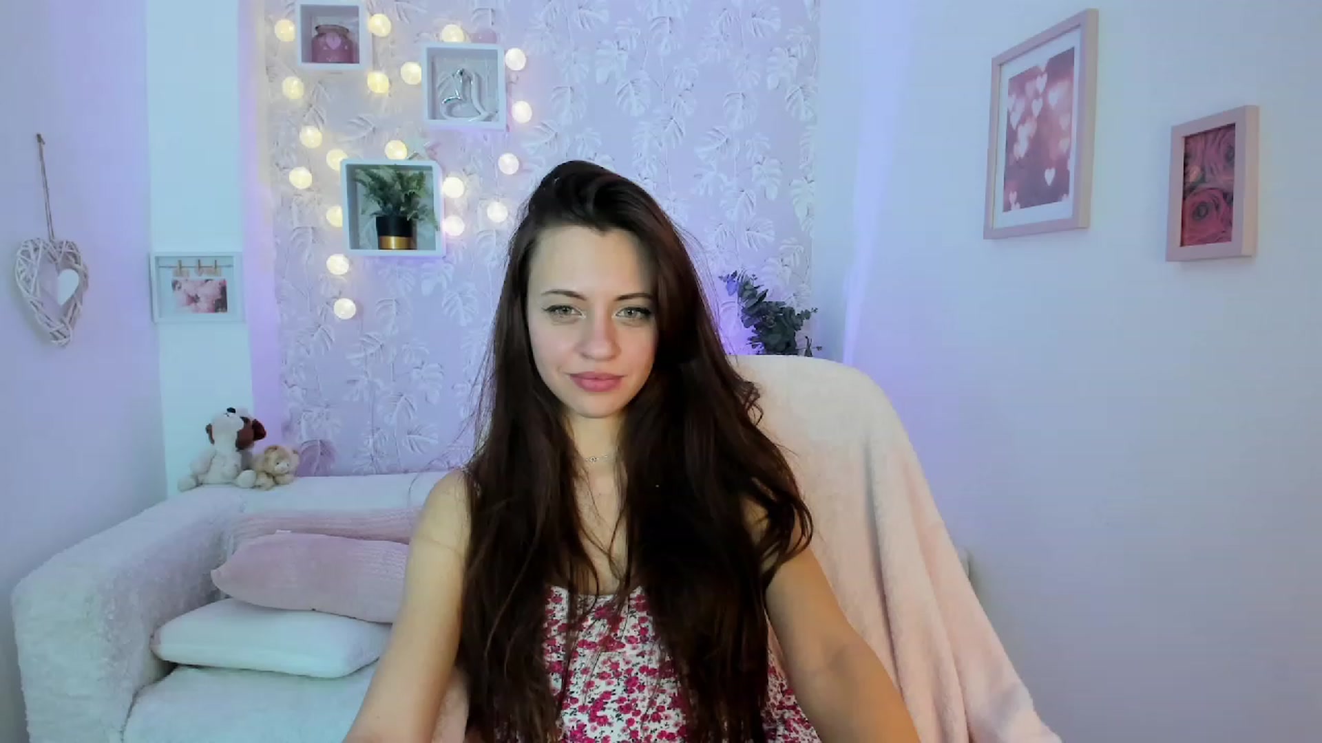 Gallery image thumbnail from Kathy_White's myfreecams stream on, 01/22/2023, 18:39 image 16 of 20