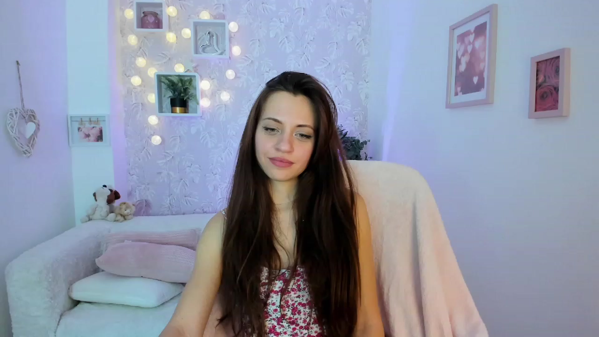 Gallery image thumbnail from Kathy_White's myfreecams stream on, 01/22/2023, 18:39 image 2 of 20