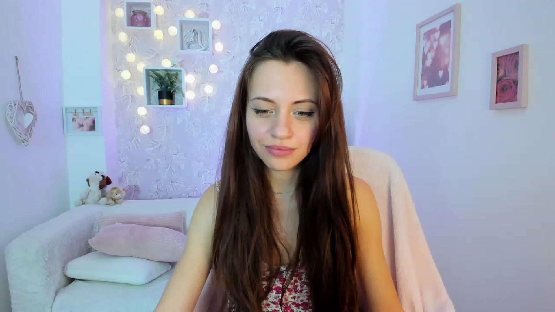 Gallery image thumbnail from Kathy_White's myfreecams stream on, 01/22/2023, 18:39 image 1 of 20