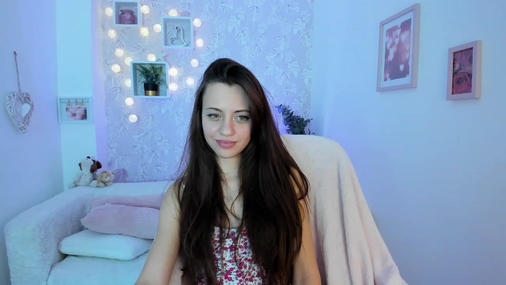 Gallery image thumbnail from Kathy_White's myfreecams stream on, 01/22/2023, 18:39 image 20 of 20