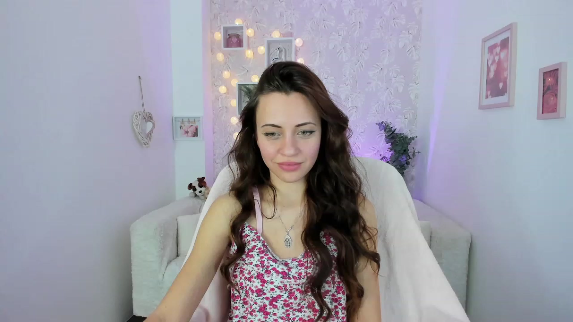 Gallery image thumbnail from Kathy_White's myfreecams stream on, 01/27/2023, 15:33 image 11 of 20