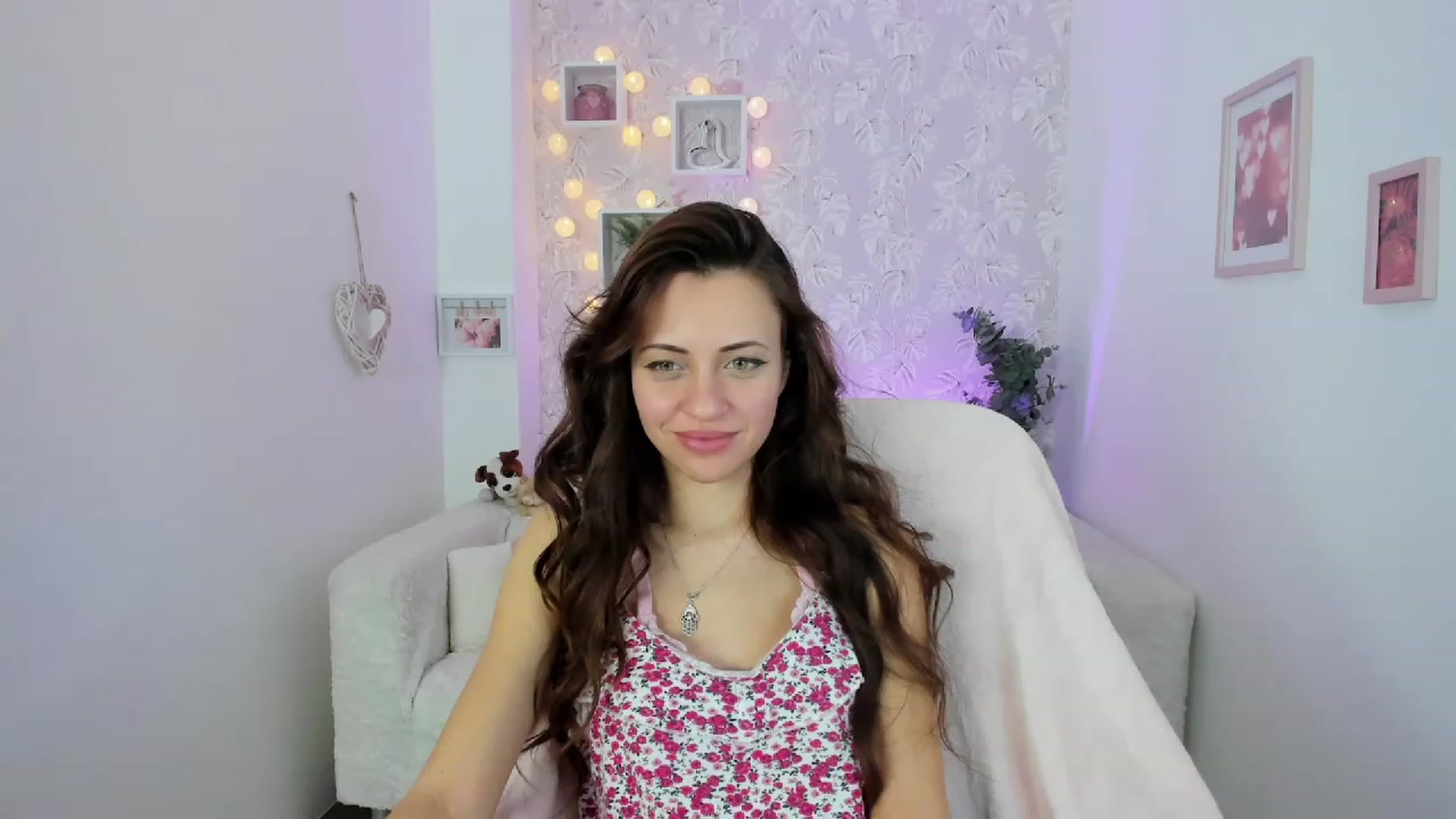 Gallery image thumbnail from Kathy_White's myfreecams stream on, 01/27/2023, 17:47 image 18 of 20