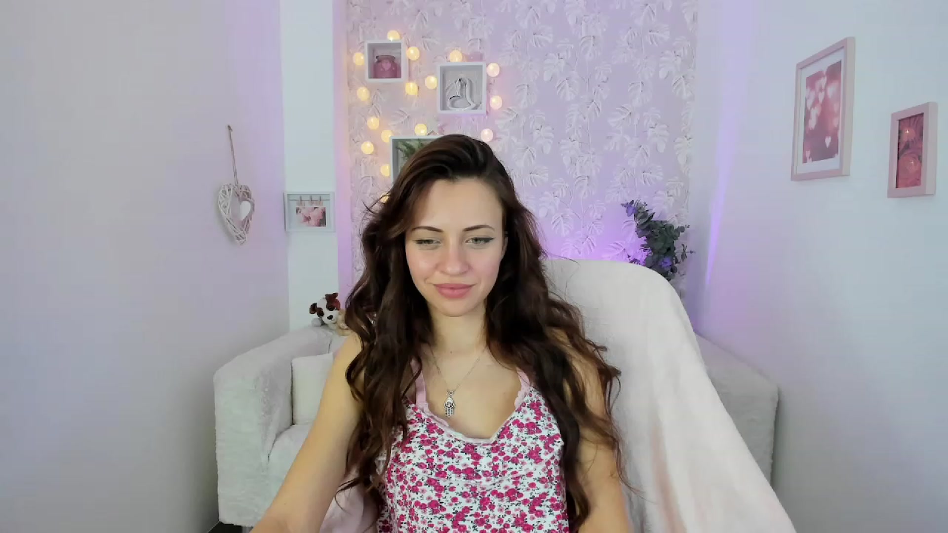 Gallery image thumbnail from Kathy_White's myfreecams stream on, 01/27/2023, 17:47 image 19 of 20