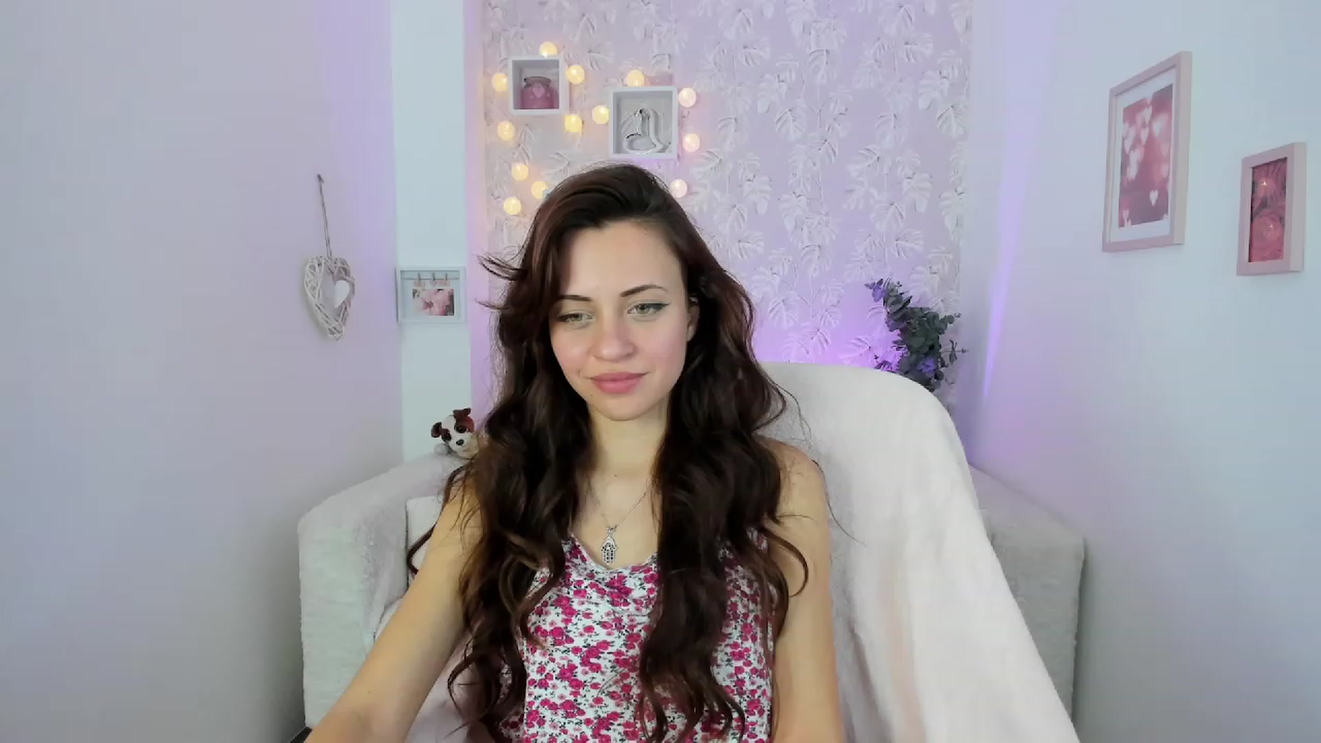 Gallery image thumbnail from Kathy_White's myfreecams stream on, 01/27/2023, 18:49 image 3 of 20