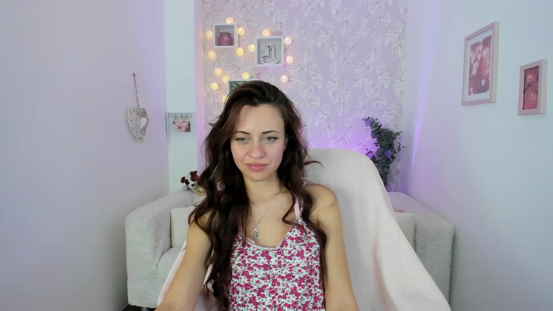 Gallery image thumbnail from Kathy_White's myfreecams stream on, 01/27/2023, 18:49 image 15 of 20