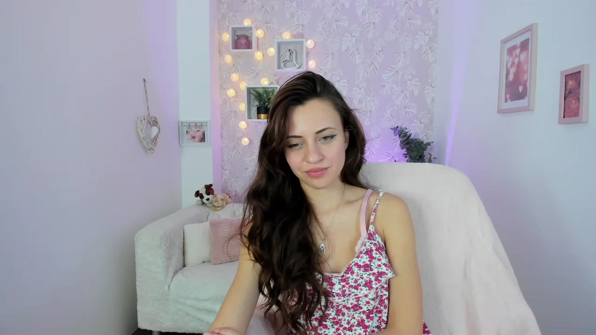 Gallery image thumbnail from Kathy_White's myfreecams stream on, 01/27/2023, 18:49 image 9 of 20