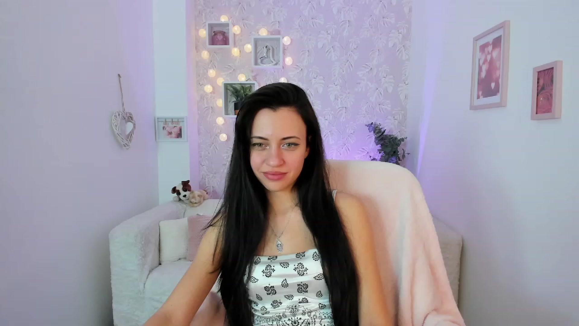 Gallery image thumbnail from Kathy_White's myfreecams stream on, 01/29/2023, 14:50 image 16 of 20