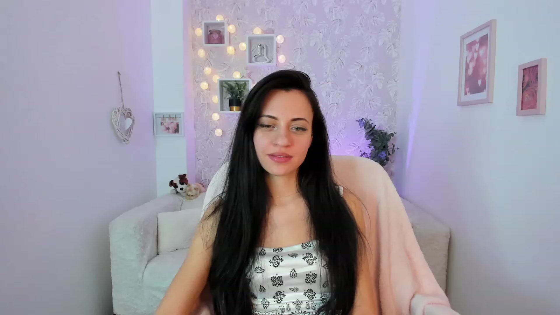 Gallery image thumbnail from Kathy_White's myfreecams stream on, 01/29/2023, 16:42 image 11 of 20