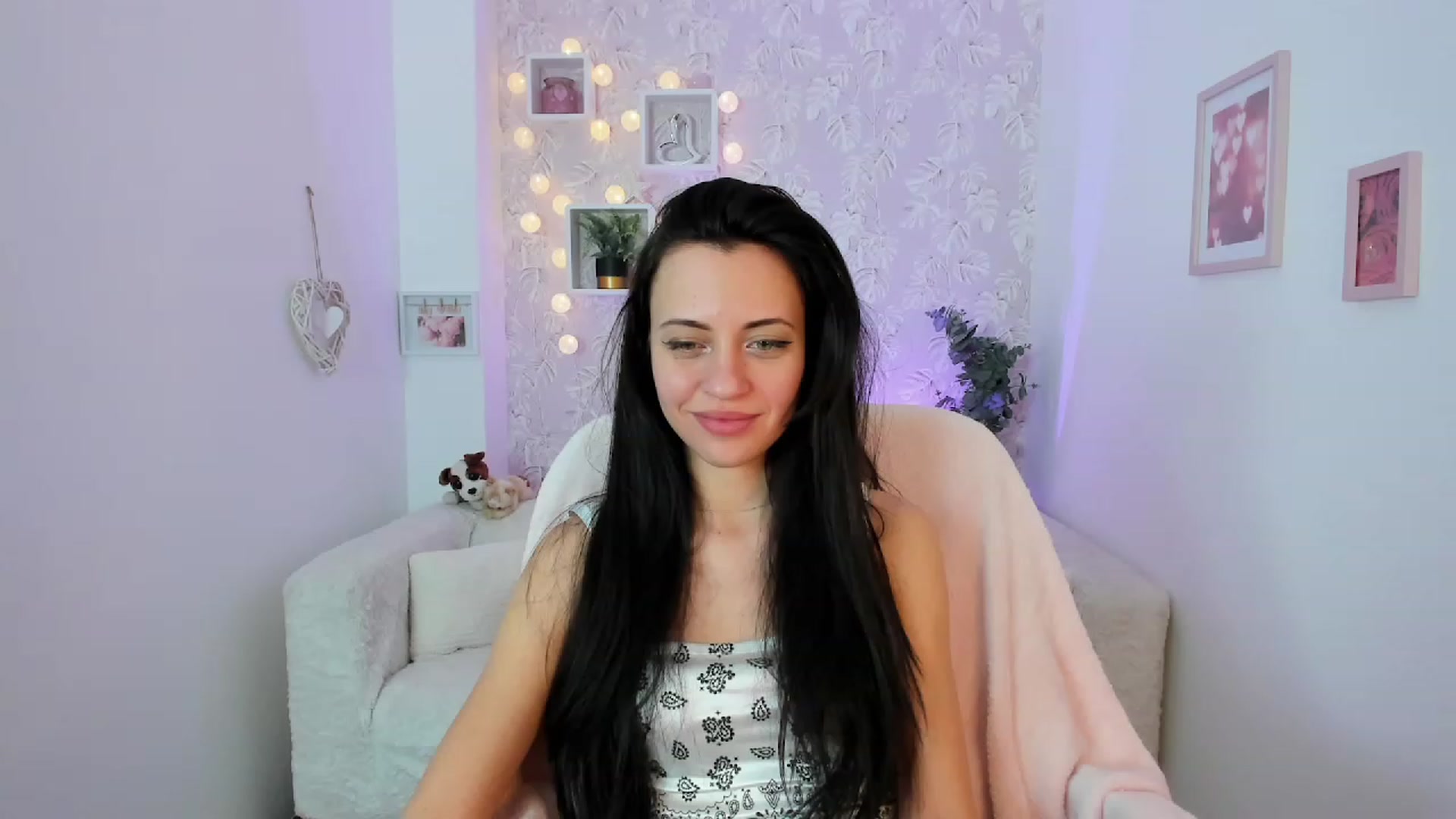 Gallery image thumbnail from Kathy_White's myfreecams stream on, 01/29/2023, 16:42 image 12 of 20
