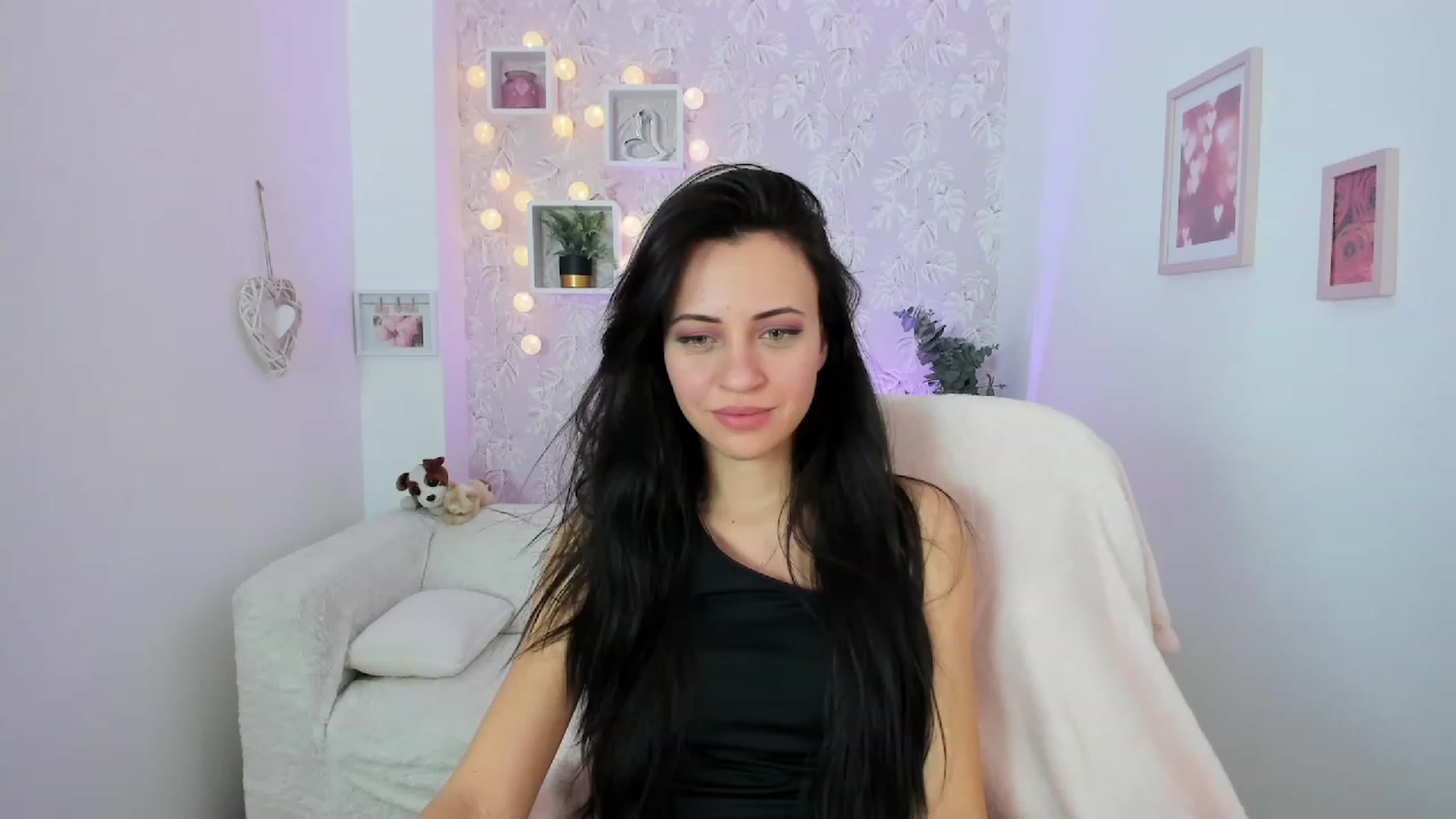 Gallery image thumbnail from Kathy_White's myfreecams stream on, 01/30/2023, 14:43 image 18 of 20
