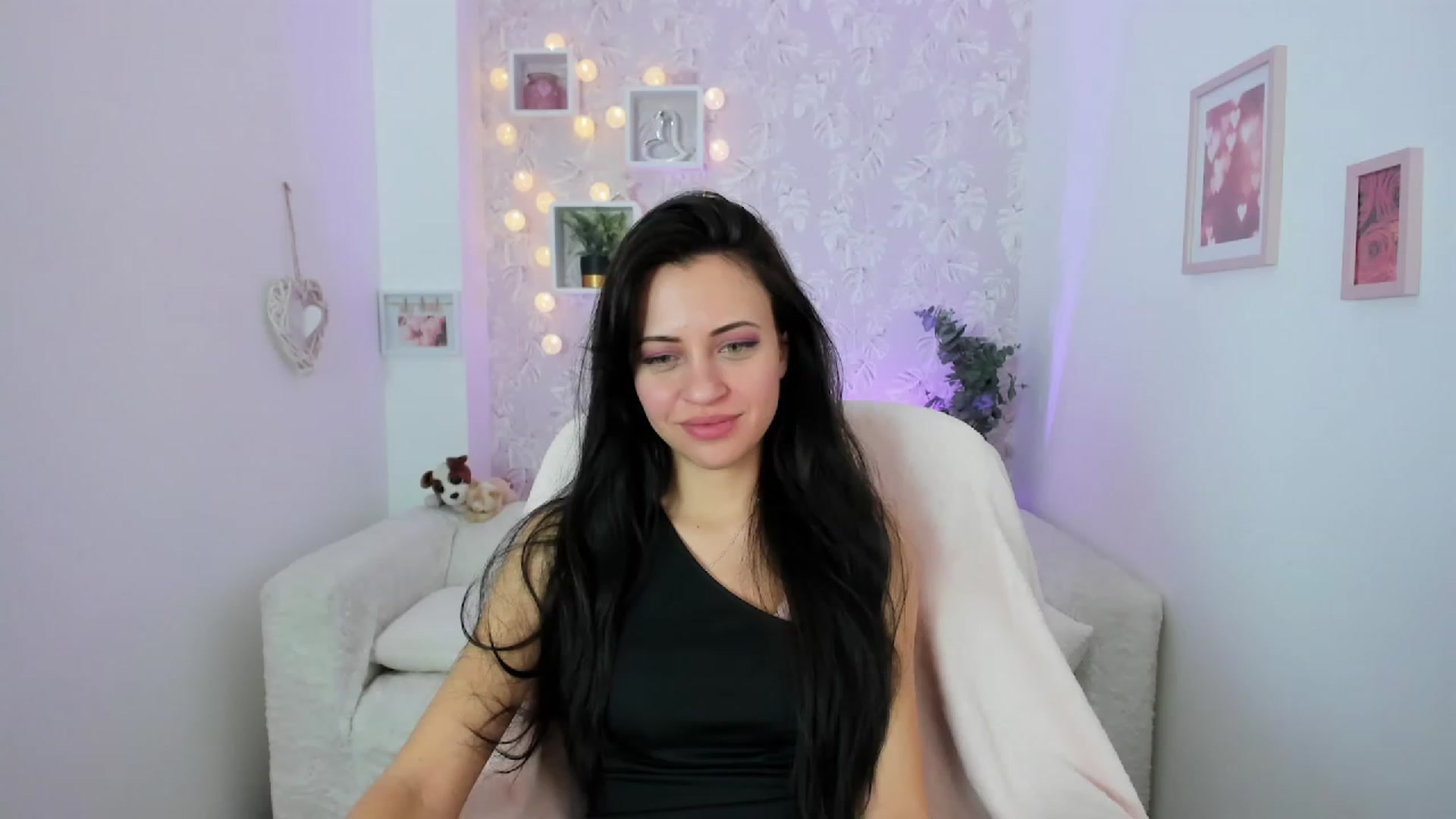 Gallery image thumbnail from Kathy_White's myfreecams stream on, 01/30/2023, 14:43 image 11 of 20