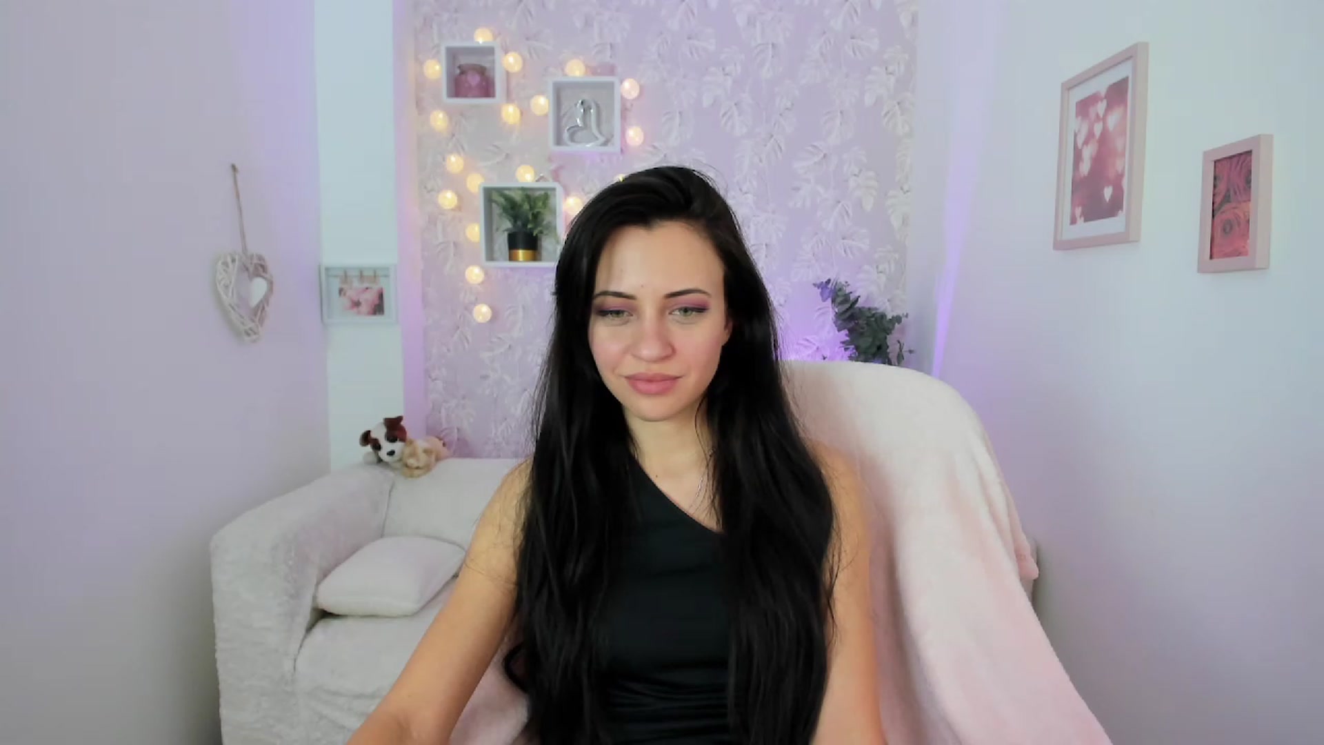 Gallery image thumbnail from Kathy_White's myfreecams stream on, 01/30/2023, 15:34 image 19 of 20