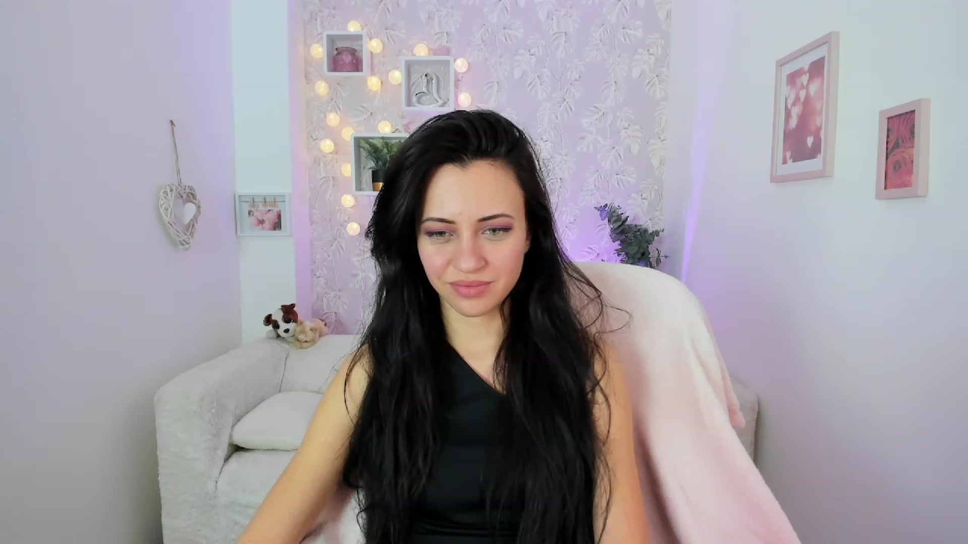 Gallery image thumbnail from Kathy_White's myfreecams stream on, 01/30/2023, 15:34 image 8 of 20