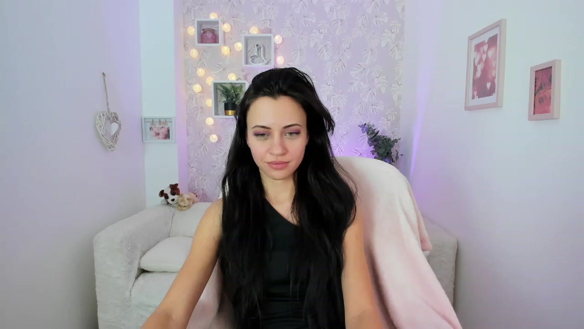 Gallery image thumbnail from Kathy_White's myfreecams stream on, 01/30/2023, 15:34 image 1 of 20