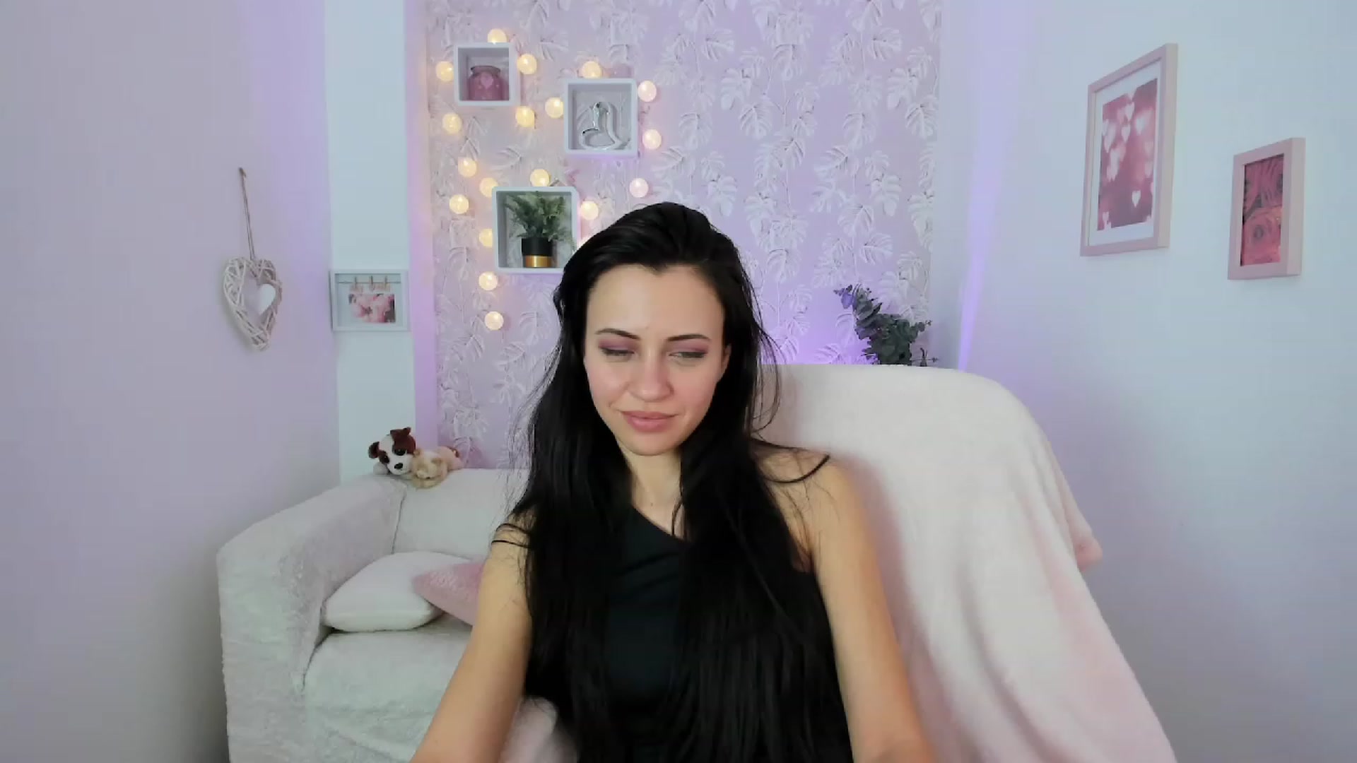 Gallery image thumbnail from Kathy_White's myfreecams stream on, 01/30/2023, 18:48 image 14 of 20