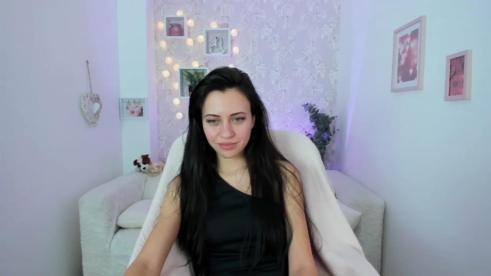 Gallery image thumbnail from Kathy_White's myfreecams stream on, 01/30/2023, 18:48 image 3 of 20