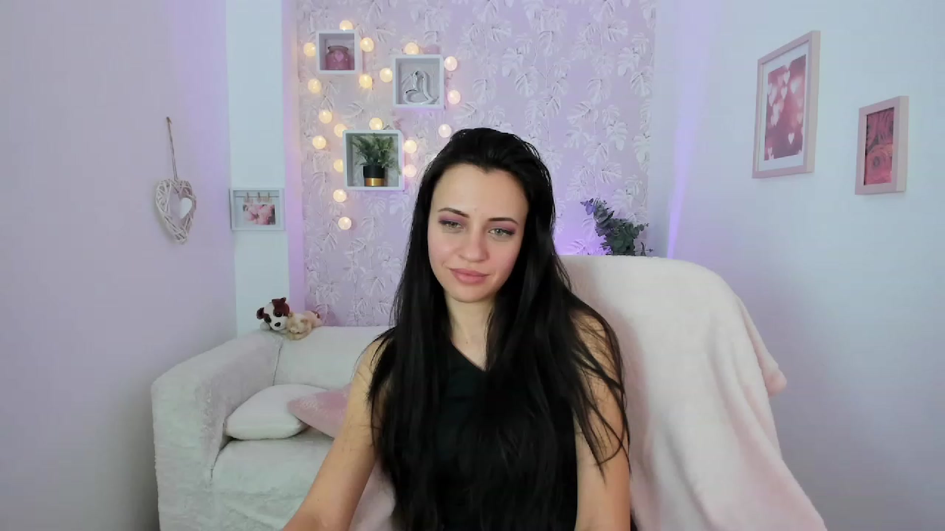 Gallery image thumbnail from Kathy_White's myfreecams stream on, 01/30/2023, 18:48 image 16 of 20